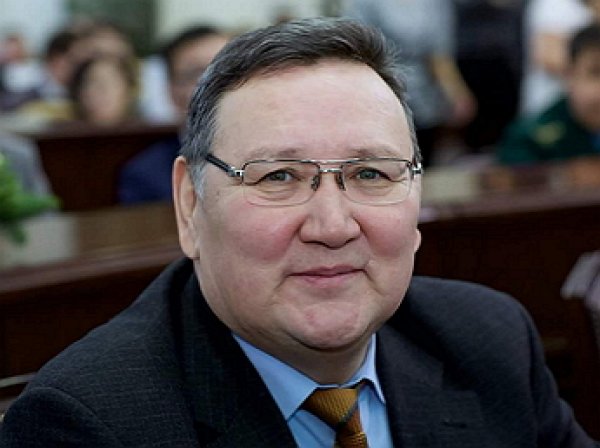 Богатейший депутат Якутии "пообедал" в кофейне на 13 миллионов рублей (ФОТО)