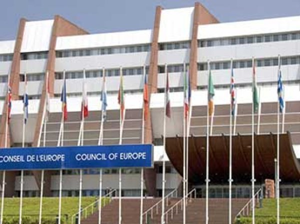 Свыше 10 человек отравились токсичным дымом в здании Совета ЕС в Брюсселе