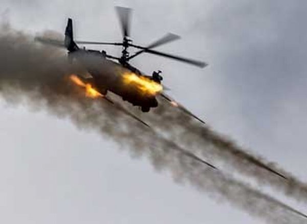 ЧП на учениях "Запад-2017": вертолет Ка-52 выстрелил не только в зрителей, но и по складу