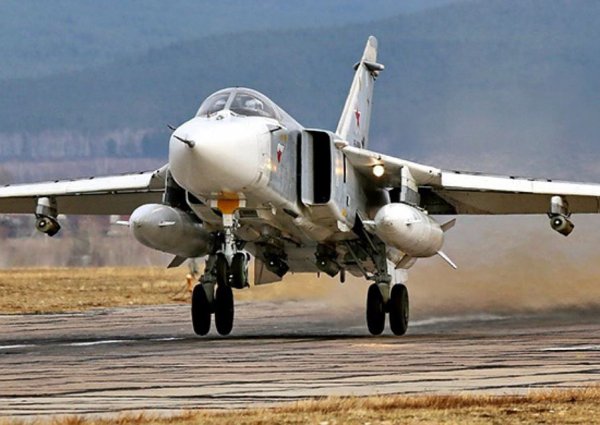 В Сирии при взлете разбился российский Су-24: экипаж погиб