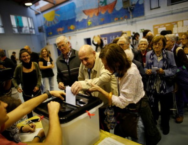 Президент Каталонии объявил о независимости — 90% избирателей проголосовали за выход из состава Испании