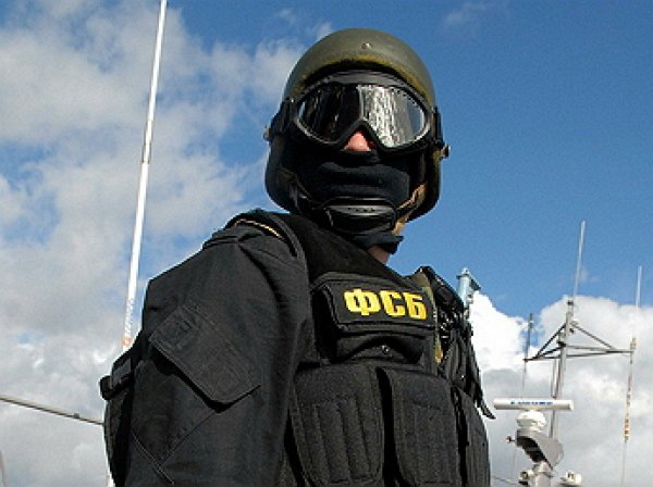 ФСБ вычислила, кто «заминировал» сотни зданий в России