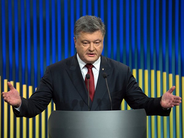 Порошенко резко ответил президенту Чехии на слова о компенсации за Крым