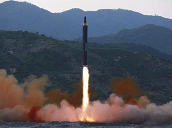КНДР заявила об угрозе начала ядерной войны "в любой момент"