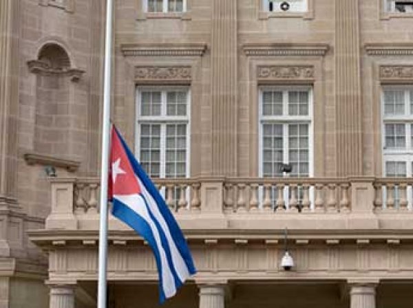 После "акустических атак" США намерены выслать две трети кубинских дипломатов