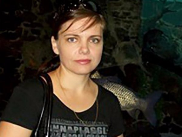 Жители Нелькана попросили наградить учительницу, спасшую девочку при авиакатастрофе