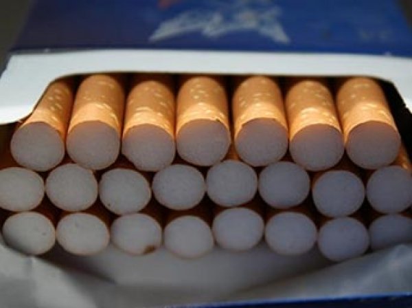 С 15 ноября в России запретили "легкие" сигареты, а дизайн их пачек стал еще страшнее