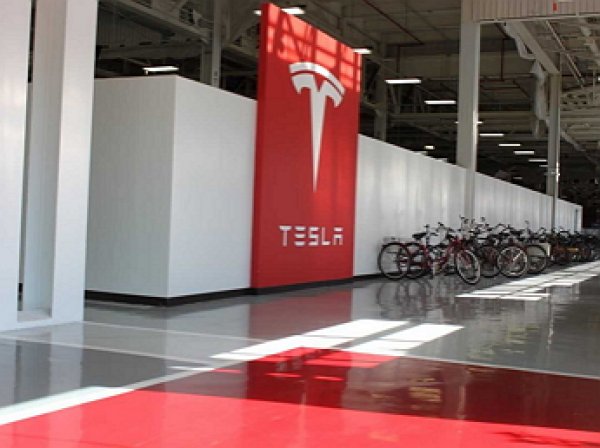В Австралии Tesla установила крупнейший в мире аккумулятор