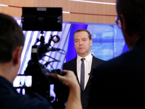 Медведев озвучил причину бедности