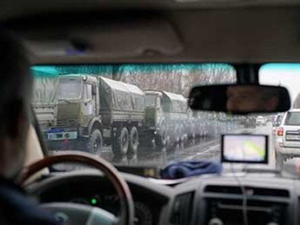 Миссия ОБСЕ показала фото колонны военной техники в Луганске