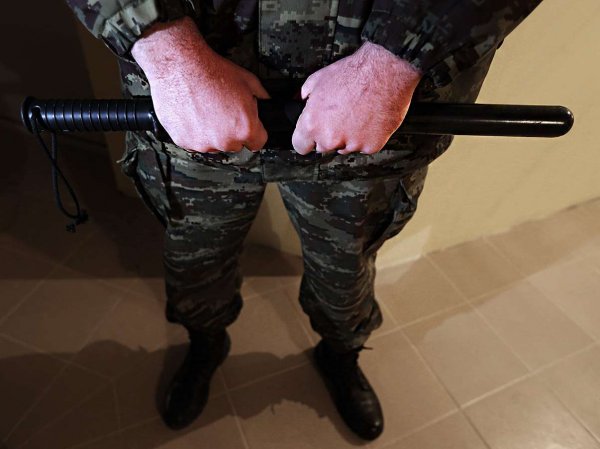 Сахалинский полицейский пытками выбивал из подростка признание в краже