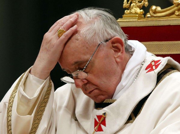 Папа римский захотел изменить текст молитвы "Отче наш"