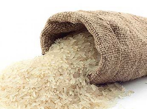 Сразу из нескольких регионов России сообщили о появлении в магазинах пластикового риса