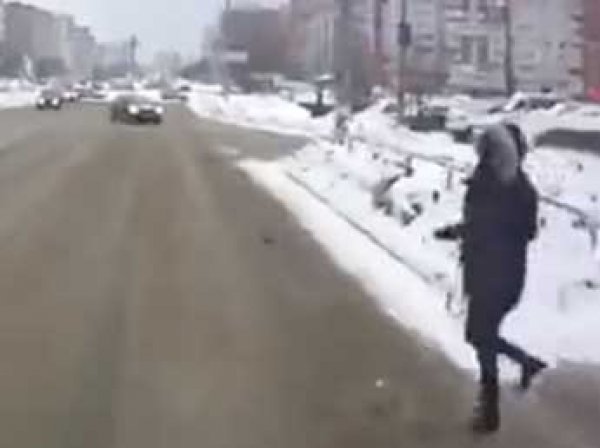 В Тольятти девушку сбили сразу два автобуса