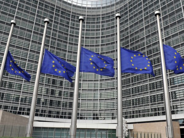 Еврокомиссия впервые в истории запустила санкционный механизм ЕС в отношении Польши