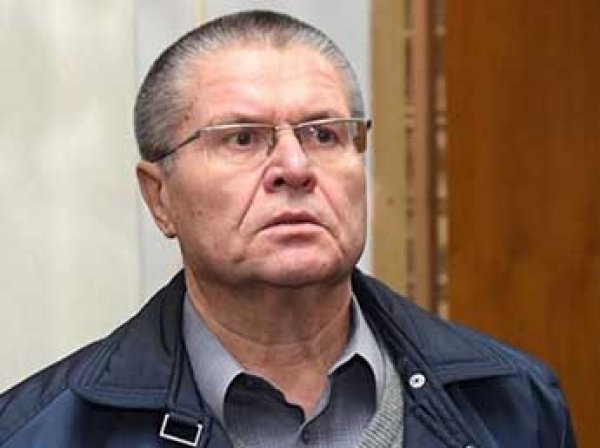 Прокурор потребовал для Улюкаева 10 лет "строгача"