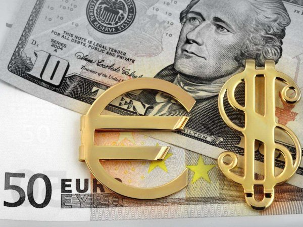 Курс доллара на сегодня, 20 декабря 2017: эксперты назвали границы, за которыми останутся доллар и евро в 2017 году