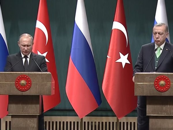 Эрдоган по-русски поблагодарил Путина