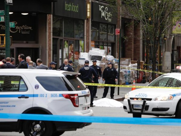 СМИ в Нью-Йорке на Манхэттене прогремел взрыв
