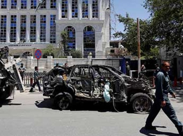 Террорист-смертник устроил теракт в Кабуле: погибли 40 человек