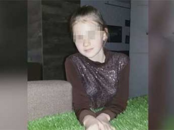 В Москве 13-летняя школьница обвинила пятерых парней в изнасиловании после секса на "вписке"