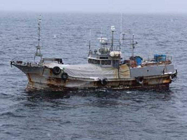 В Японском море пропало российские рыболовное судно "Восток" с 21 человеком на борту