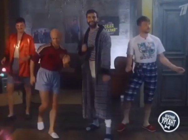 Иван Ургант поддержал ульяновских курсантов своим видео
