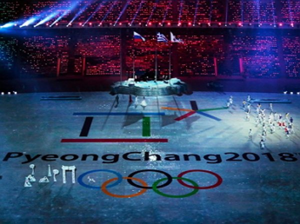 Американец пришёл на открытие Олимпиады с флагом России