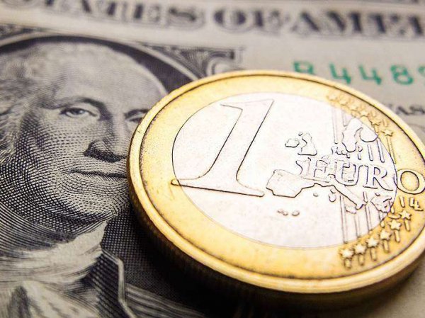Курс доллара на сегодня, 6 февраля 2018: эксперты назвали границы курсов доллара и евро до июля