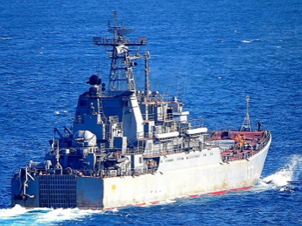 Россия отправила в Сирию большой десантный корабль