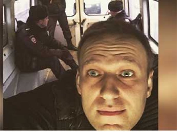 Навального задержали в Москве и тут же отпустили
