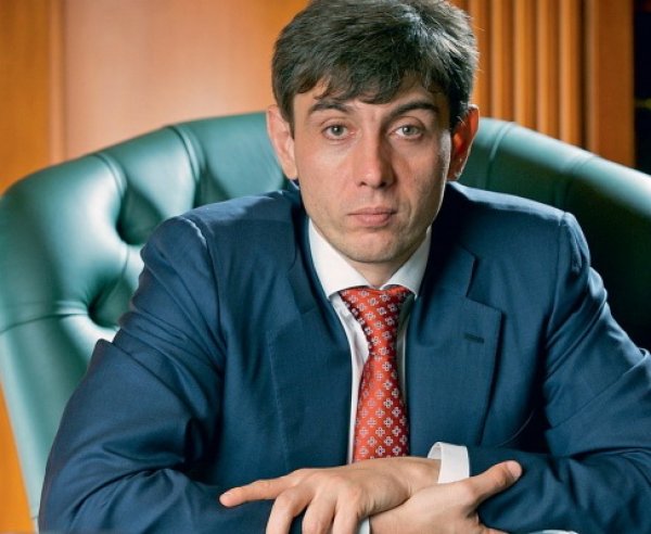ВТБ купил акции "Магнита", основатель сети Галицкий покидает компанию