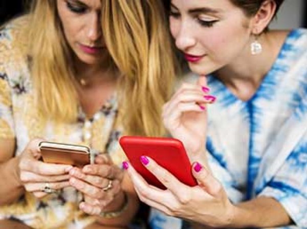 Эксперты назвали самые опасные мобильные приложения для онлайн-знакомств