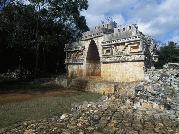 В Гватемале обнаружены десятки неизвестных городов Майя