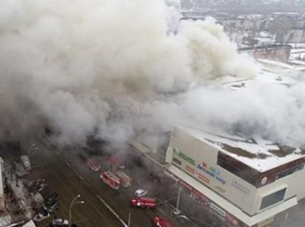 Число жертв пожара в ТЦ "Зимняя вишня" в Кемерово увеличилось до 64 человек