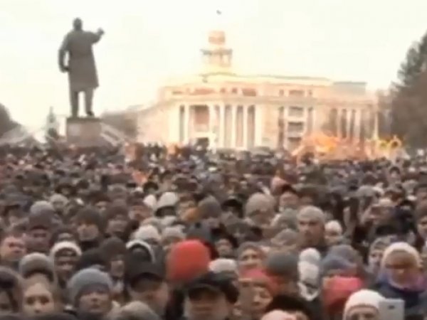 Митинг в Кемерово 27 марта 2018: жители города потребовали отставки властей (ВИДЕО)