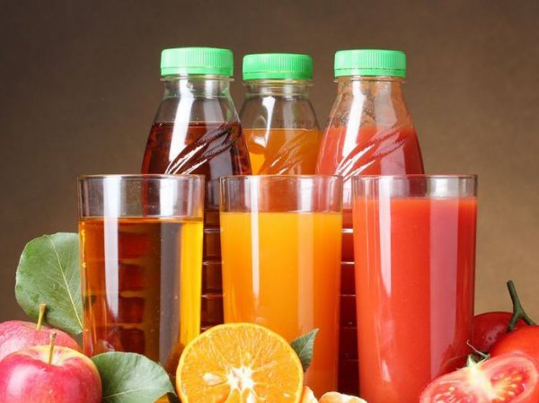 Ученые рассказали о смертельной опасности фруктовых соков