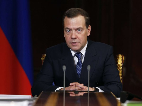 Индексация социальных пенсий с 1 апреля 2018 года в России: Медведев подписал постановление