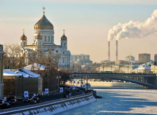 Синоптики рассказали об опасной погоде в Москве