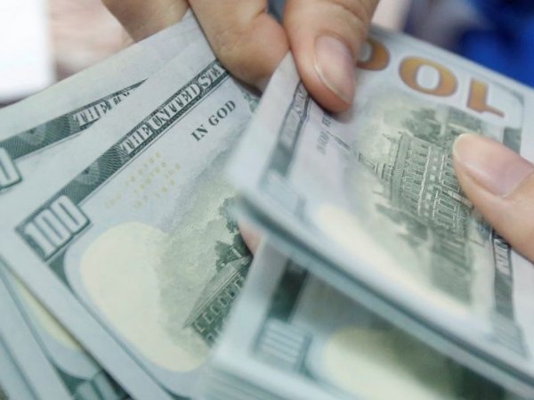 Курс доллара на сегодня, 7 марта 2018: доллар взлетит после мартовских праздников - эксперты