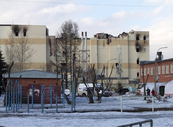 Кемерово, последние новости сегодня 30.03.2018: СКР задержало главу фирмы-собственника ТЦ "Зимняя вишня"