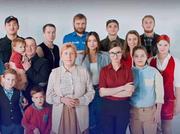 Putin Team опубликовало гимн своего движения "Путеводная звезда"