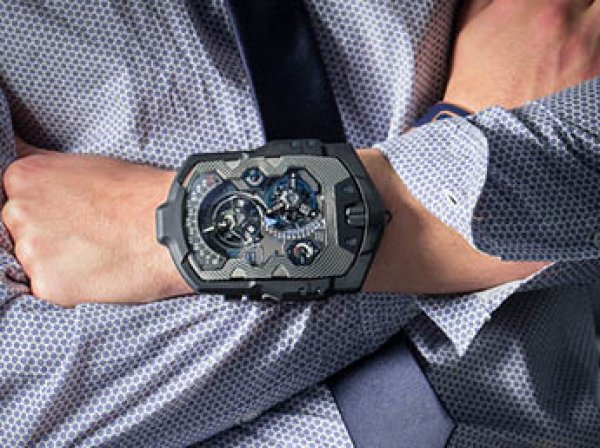 Конфискованные у губернатора Сахалина часы пытаются продать в 10 раз дешевле реальной стоимости