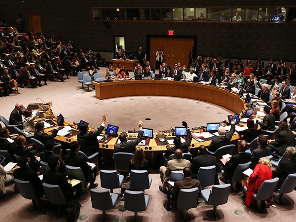 Совбез ООН отклонил российский проект резолюции по Сирии