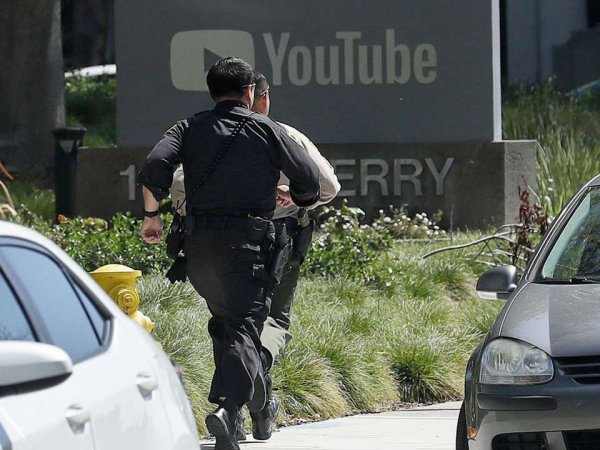 СМИ узнали подробности стрельбы в штаб-квартире YouTube в Калифорнии
