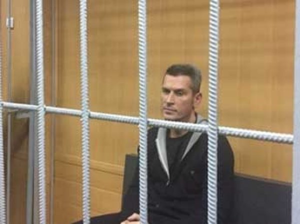 Суд арестовал экс-сенатора и совладельца группы "Сумма" Магомедова