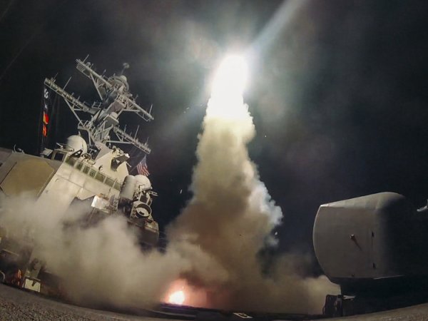 По авиабазе в Сирии нанесли ракетный удар: США отрицает причастность