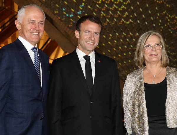 Макрон опозорился с комплиментом в адрес жены премьер-министра Австралии