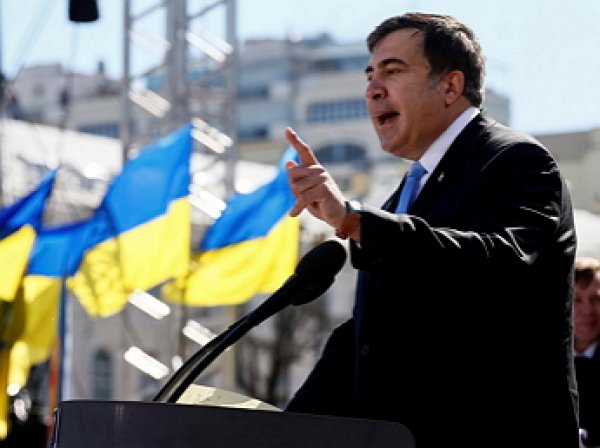 Саакашвили призвал ЕС ввести санкции против властей Украины