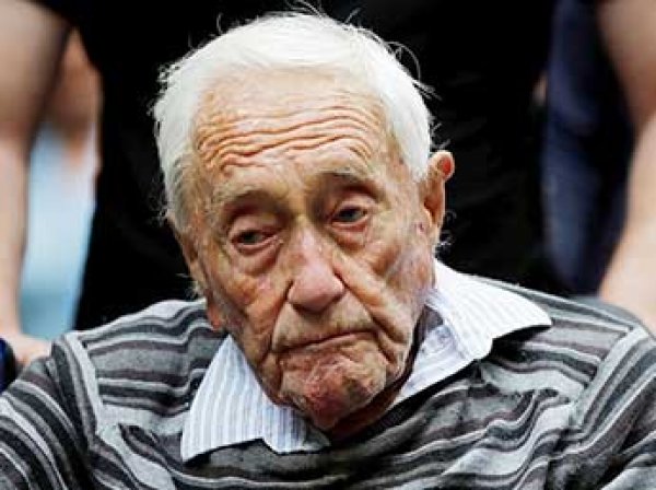 Старейшего ученого Австралии умертвили в 104 года под оду "К радости"
